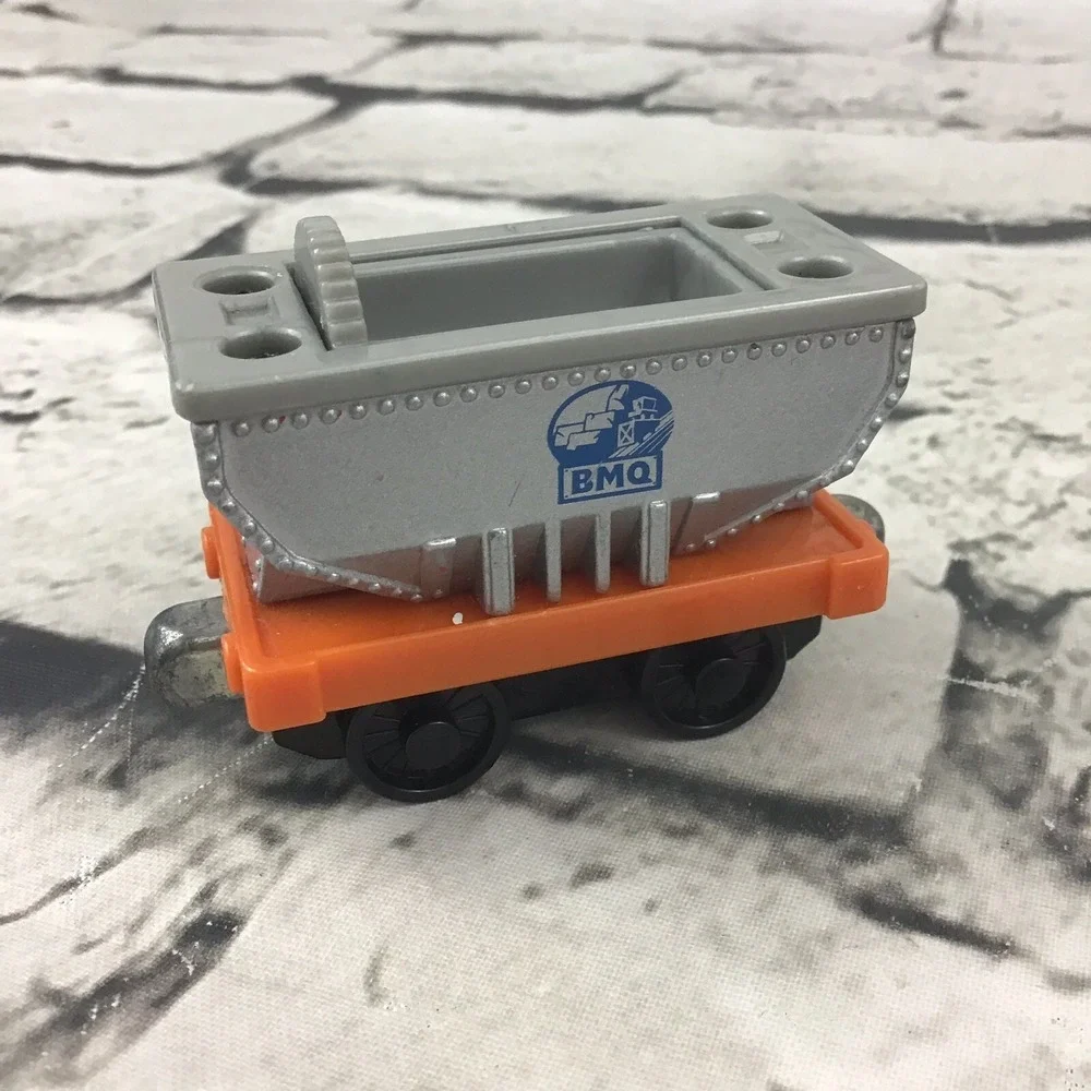 Thomas And Friends‎ Bill Tanker Engine 3-Car Magnetic Linking Train